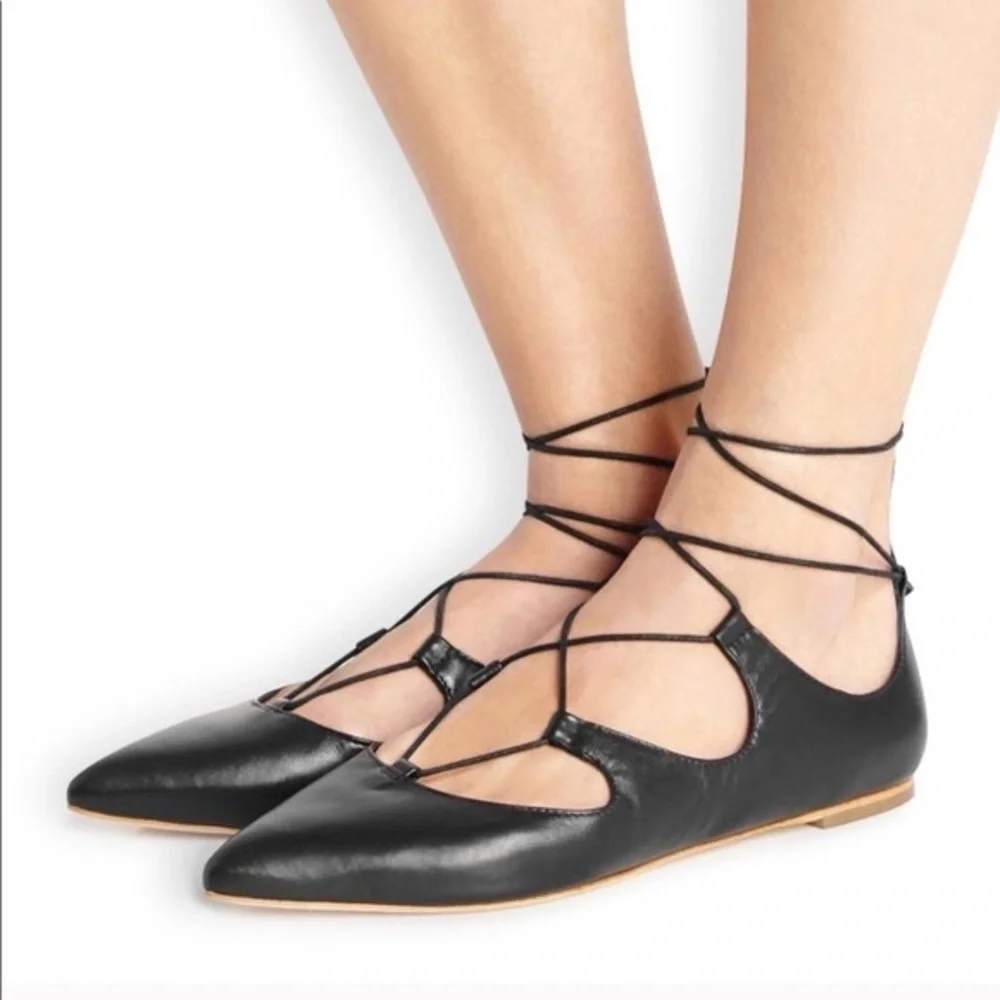 Ambra Lace-Up Flat, size 9 - Picture 1 of 3